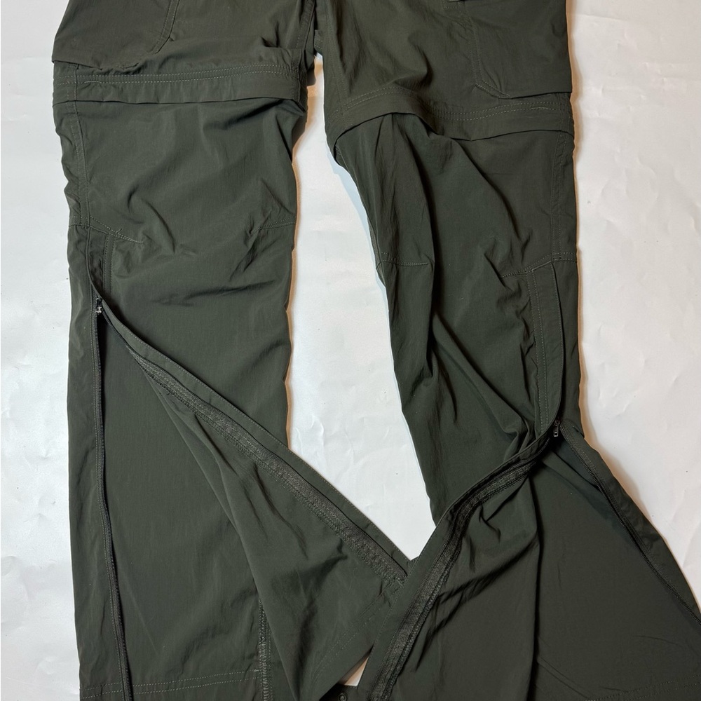 REI  pants cargo size 8 convertible - Picture 9 of 12